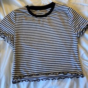 Forever 21 black and white stripped crop top
